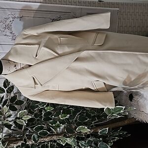 Zara NWT Oversized Vanilla/ Cream Coat